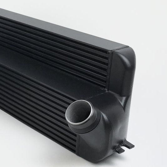 CSF 8115B - CSF8115B - CSF 15-18 BMW M2 (F30/F32/F22/F87) N55 High Performance Stepped Core Bar/Plate Intercooler - Black - Shipped in Europe - Tuningsupply.com