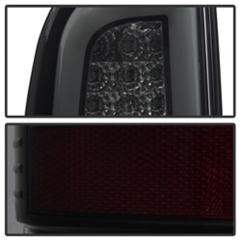 SPYDER 5084729 - SPY5084729 - Spyder 08-16 Ford Super Duty F-250 V3 Light Bar LED Tail Lights - Blk Smoke ALT-YD-FS07V3-LBLED-BSM - Shipped in Europe - Tuningsupply.com