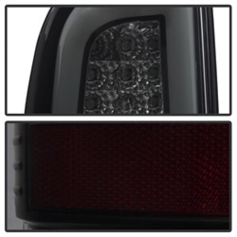 SPYDER 5084248 - SPY5084248 - Spyder 97-03 Ford F150 Stylsd. F250 V3 Lght Bar LED Tail Lights - Blk Smk ALT-YD-FF15097V3-LBLED-BSM - Shipped in Europe - Tuningsupply.com