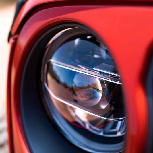 DV8 Offroad HLCJL-01 - DVEHLCJL-01 - DV8 Offroad 2018+ Jeep Wrangler JL/Gladiator LED Projector Headlights - Shipped in Europe - Tuningsupply.com