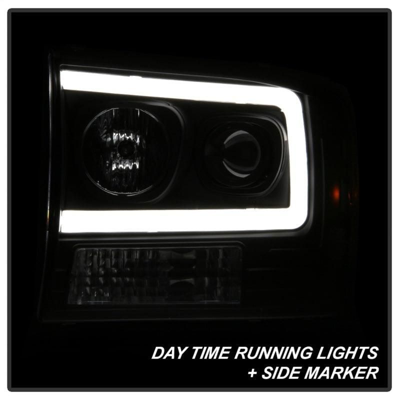 SPYDER 5084491 - SPY5084491 - Spyder 99-04 Ford F250 Super Duty Projector Headlights - Light Bar - Black PRO-YD-FF25099V2-LB-BK - Shipped in Europe - Tuningsupply.com