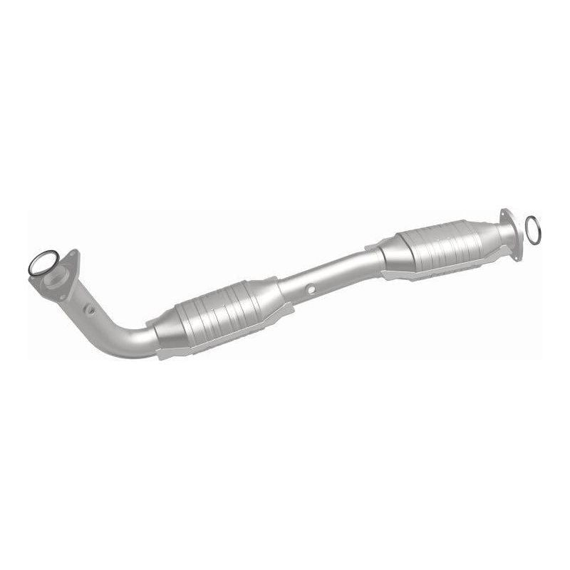 Magnaflow 49630 - MAG49630 - Magnaflow Conv DF 07-08 Toyota Tundra 5.7L P/S - Shipped in Europe - Tuningsupply.com