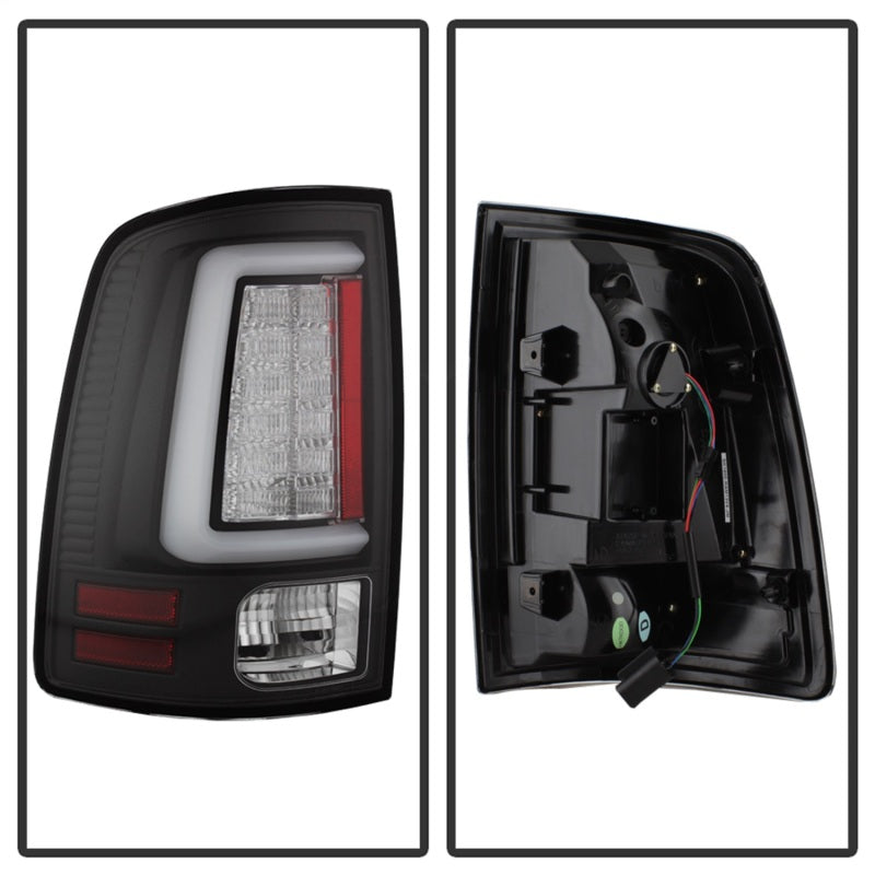 SPYDER 5084057 - SPY5084057 - Spyder Dodge Ram 2013-2014 Light Bar LED Tail Lights - Black ALT-YD-DRAM13V2-LED-BK - Shipped in Europe - Tuningsupply.com