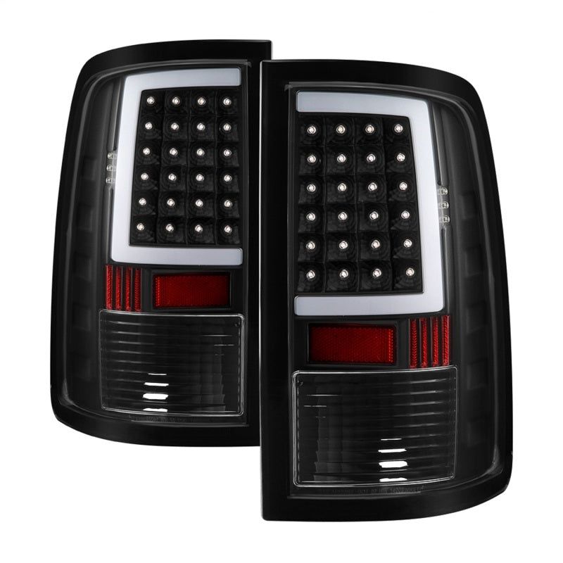 SPYDER 9041013 - SPY9041013 - xTune 13-18 Dodge Ram 1500 LED Tail Lights - Black (ALT-ON-DRAM13V2-LBLED-BK) - Shipped in Europe - Tuningsupply.com