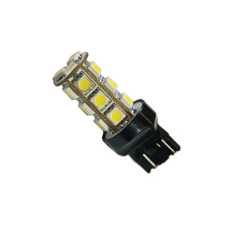 ORACLE Lighting 5011-001 - ORL5011-001 - Oracle 7443 18 LED 3-Chip SMD Bulb (Single) - Cool White - Shipped in Europe - Tuningsupply.com