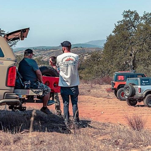 Magnaflow 19583 - MAG19583 - MagnaFlow Stainless Overland Cat-Back Exhaust 16-21 Toyota Tacoma - Shipped in Europe - Tuningsupply.com