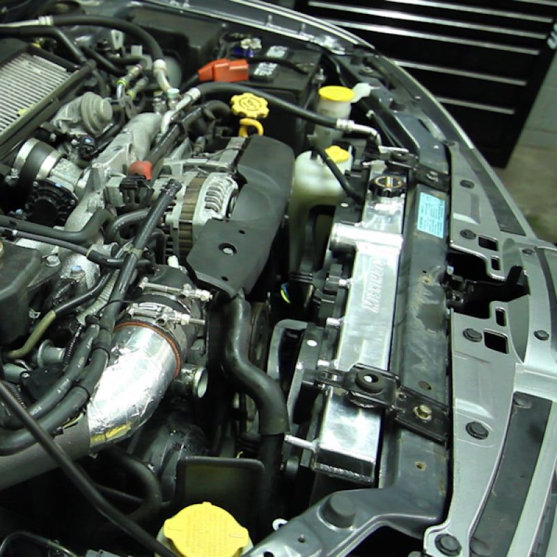 Mishimoto MMRAD-WRX-01 - MISMMRAD-WRX-01 - Mishimoto 01-07 Subaru WRX and STi Manual Aluminum Radiator - Shipped in Europe - Tuningsupply.com