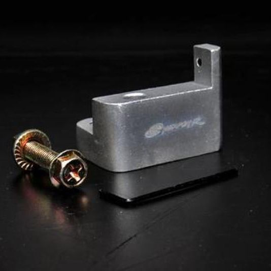 Weapon R ST-07 - WPNST-07 - Weapon R 94-97 Honda Accord / 97 Acura CL Silver Short Shift Adapter - Shipped in Europe - Tuningsupply.com