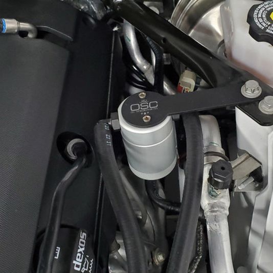 J&L 3081D-C - JLT3081D-C - J&L 16-24 Chevrolet Camaro LT1 6.2L Drivers Side Oil Separator 3.0 - Clear Anodized - Shipped in Europe - Tuningsupply.com