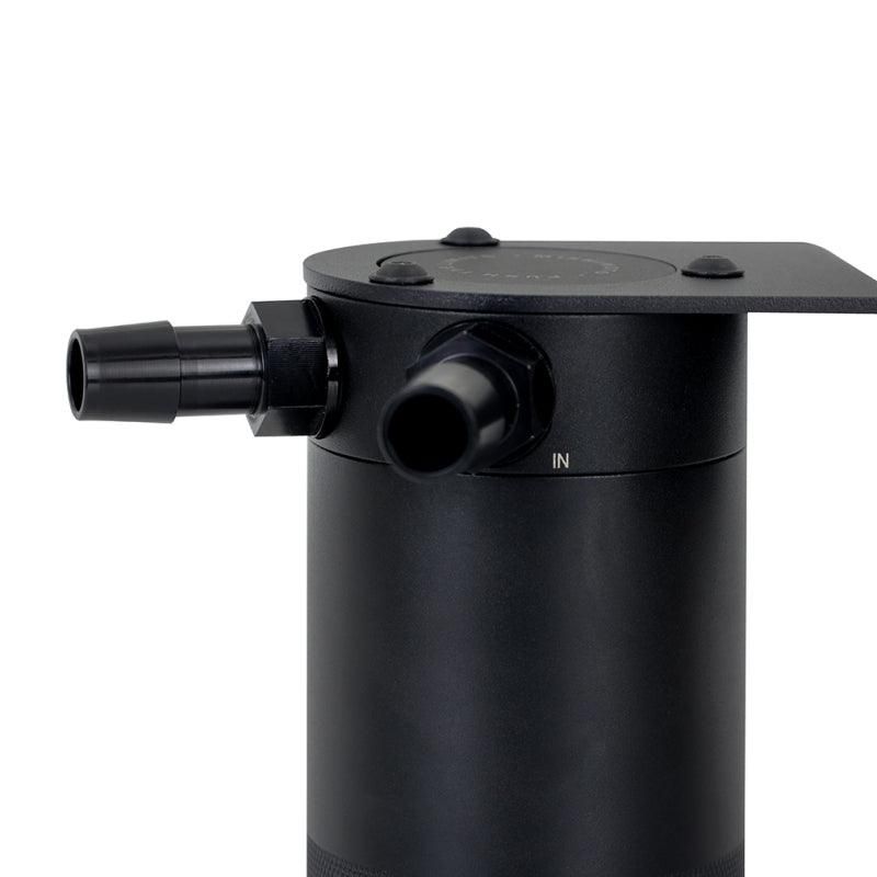 Mishimoto MMBCC-Z-23P - MISMMBCC-Z-23P - Mishimoto 2023+ Nissan Z Baffled Oil Catch Can - PCV Side - Shipped in Europe - Tuningsupply.com