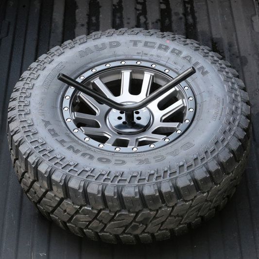 Fabtech FTT10001BK - FABFTT10001BK - Fabtech Universal Spare Tire Flat Mount - Black - Shipped in Europe - Tuningsupply.com