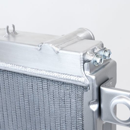 CSF 7207 - CSF7207 - CSF 98-07 Toyota Land Cruiser / Lexus LX470 Heavy Duty All Aluminum Radiator - Shipped in Europe - Tuningsupply.com