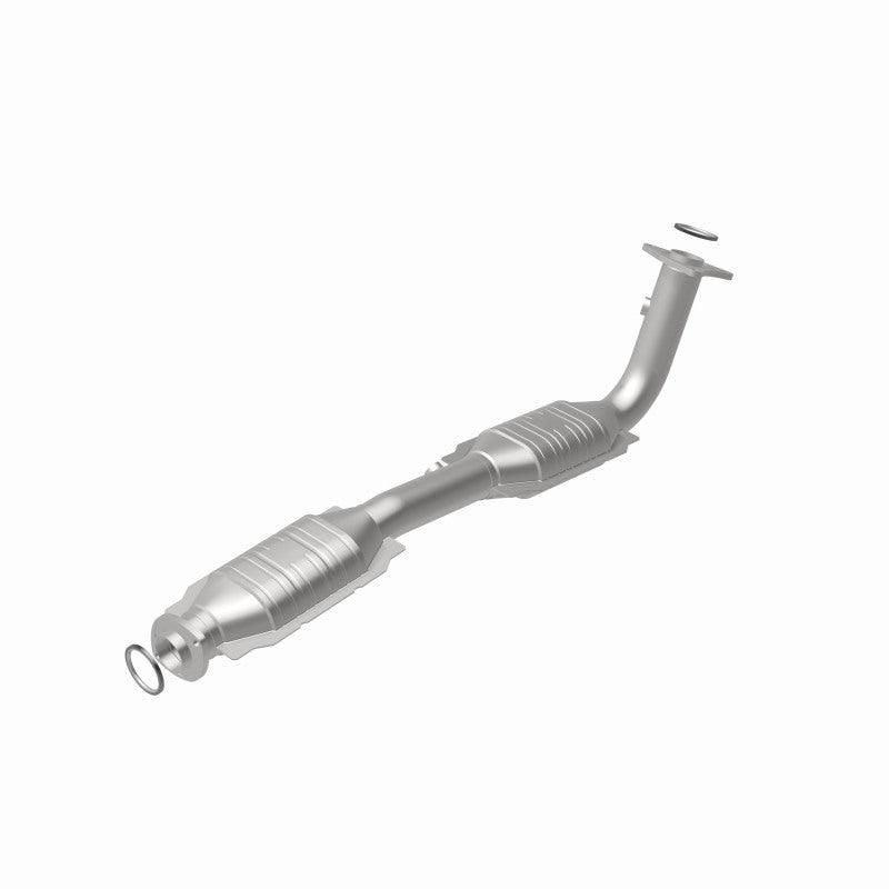 Magnaflow 49630 - MAG49630 - Magnaflow Conv DF 07-08 Toyota Tundra 5.7L P/S - Shipped in Europe - Tuningsupply.com