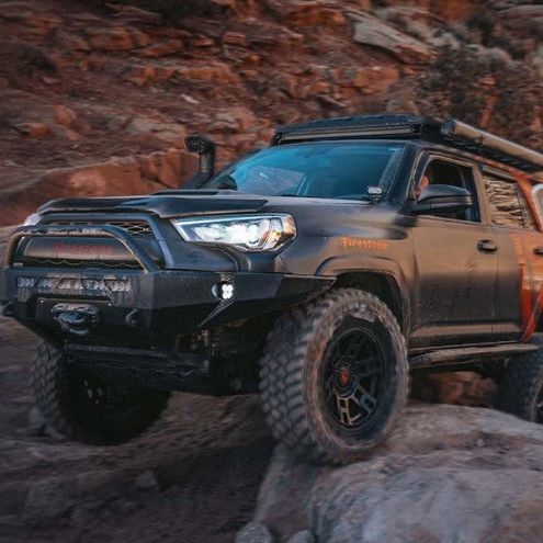 Magnaflow 19546 - MAG19546 - MagnaFlow 03-21 Toyota 4Runner V6 4.0L Overland Series Cat-Back Exhaust - Shipped in Europe - Tuningsupply.com