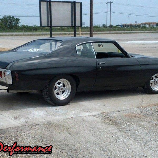 UMI Performance 4051R - UMI4051R - UMI Performance 64-72 GM A-Body 78-88 G-Body 2in Lowering Spring Rear - Shipped in Europe - Tuningsupply.com