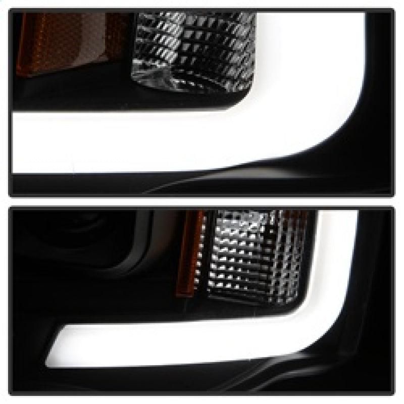 SPYDER 5084606 - SPY5084606 - Spyder 02-05 Dodge Ram 1500 Light Bar Projector Headlights - Black (PRO-YD-DR02V2-LB-BK) - Shipped in Europe - Tuningsupply.com