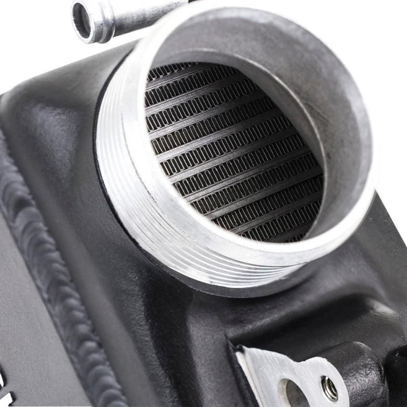 Mishimoto MMINT-Q50-16 - MISMMINT-Q50-16 - Mishimoto 2016+ Infiniti Q50/60 3.0T Performance Air-To-Water Intercooler Kit - Shipped in Europe - Tuningsupply.com