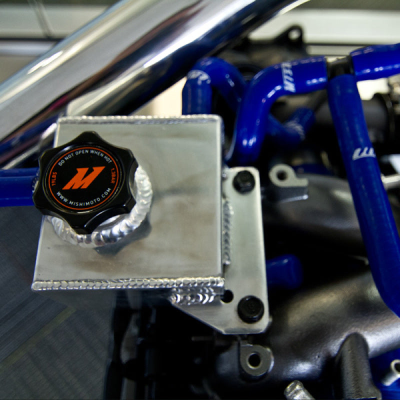 Mishimoto MMRT-WRX-01E - MISMMRT-WRX-01E - Mishimoto Subaru 02-07 WRX/ 04-14 STI WRX/STI Aluminum Coolant Expansion Tank - Shipped in Europe - Tuningsupply.com