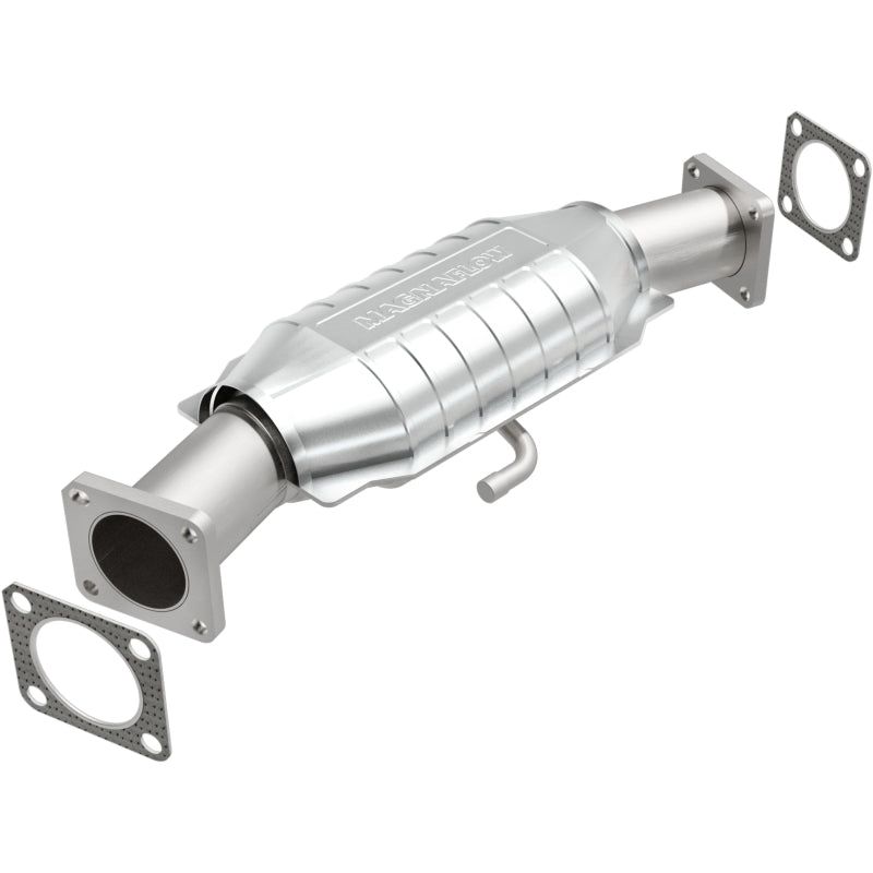 Magnaflow 93426 - MAG93426 - MagnaFlow Conv DF GM 78 81 - Shipped in Europe - Tuningsupply.com