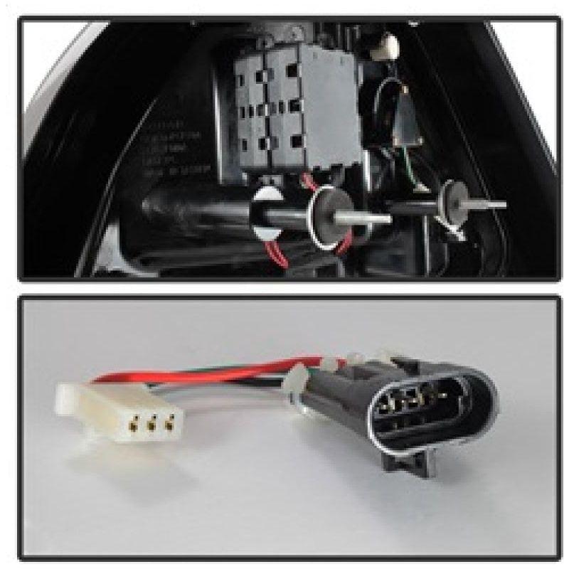 SPYDER 5075581 - SPY5075581 - Spyder Pontiac Grand Prix 04-08 Light Bar LED Tail Light Black ALT-YD-PGP04-LED-BK - Shipped in Europe - Tuningsupply.com