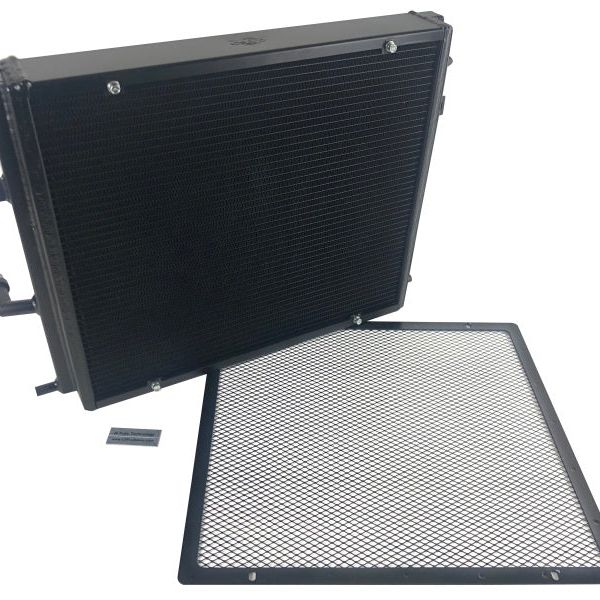 CSF 8131B - CSF8131B - CSF BMW B58/B48 Front Mount Triple-Pass Heat Exchanger w/Rock Guard - Black - Shipped in Europe - Tuningsupply.com