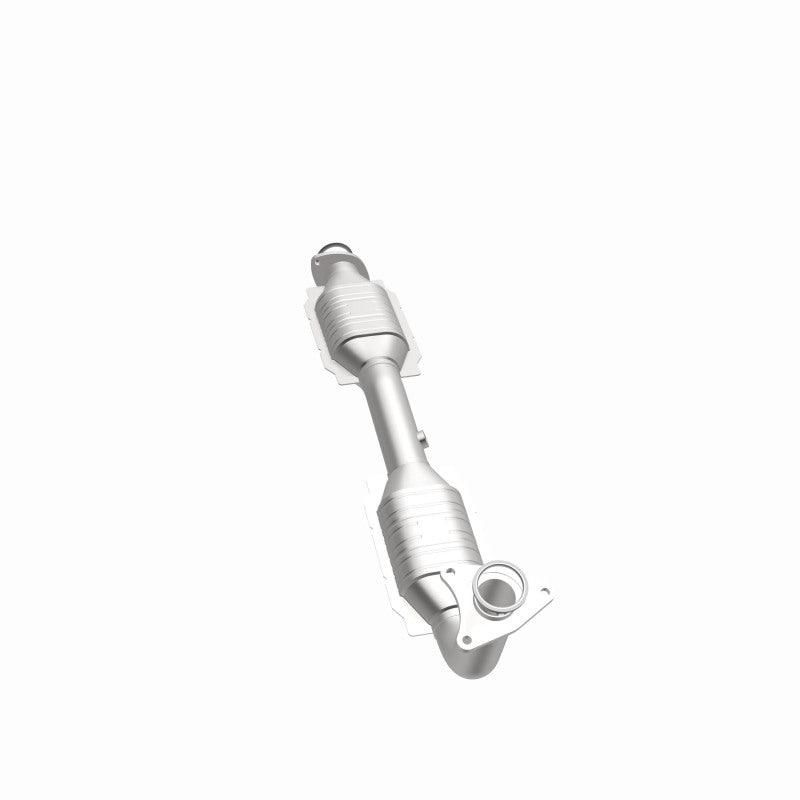 Magnaflow 49630 - MAG49630 - Magnaflow Conv DF 07-08 Toyota Tundra 5.7L P/S - Shipped in Europe - Tuningsupply.com