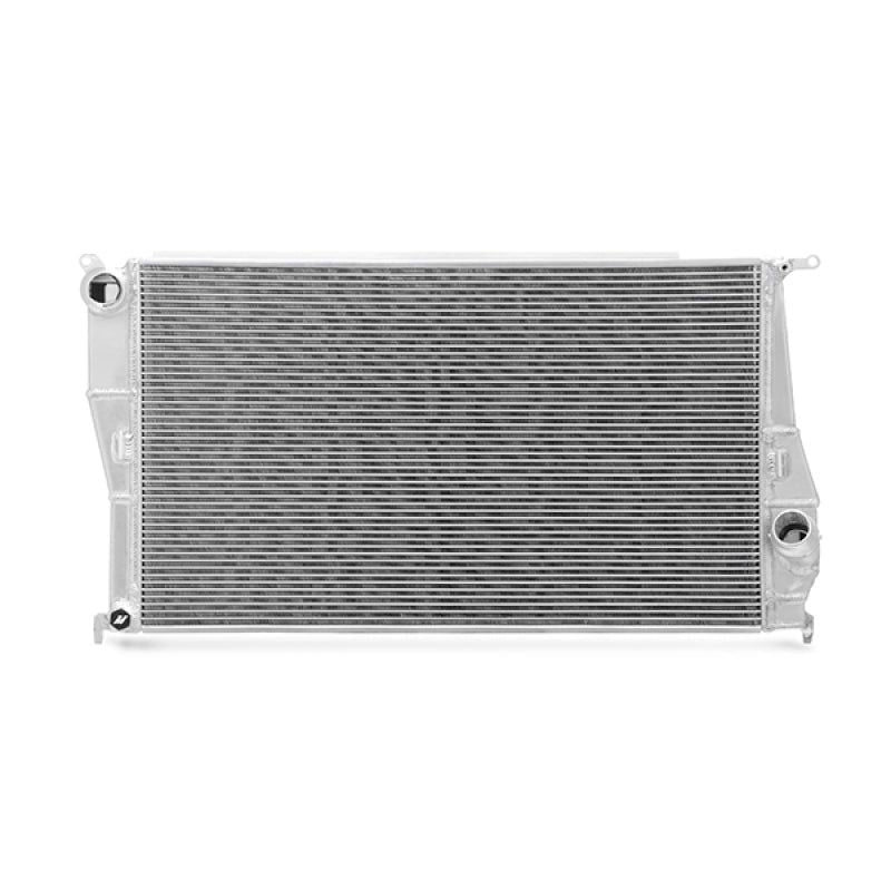 Mishimoto MMRAD-E90-07 - MISMMRAD-E90-07 - Mishimoto 2006-2013 BMW 335i/135i (Manual) Performance Aluminum Radiator - Shipped in Europe - Tuningsupply.com