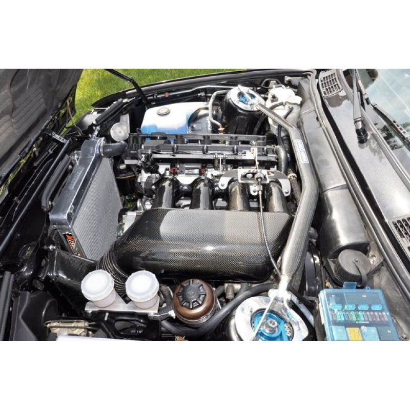 Mishimoto MMRAD-E30-82 - MISMMRAD-E30-82 - Mishimoto 87-91 BMW E30 M3 Manual Aluminum Radiator - Shipped in Europe - Tuningsupply.com