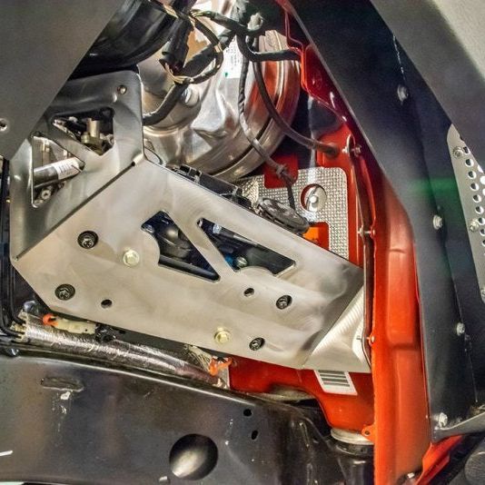 DV8 Offroad CMJL-01 - DVECMJL-01 - DV8 Offroad 2018+ Jeep JL / JT Engine Bay Compressor Mount - Shipped in Europe - Tuningsupply.com