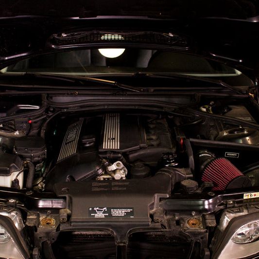 Mishimoto MMAI-E46-01BK - MISMMAI-E46-01BK - Mishimoto 01-06 BMW 330i 3.0L Performance Air Intake - Shipped in Europe - Tuningsupply.com