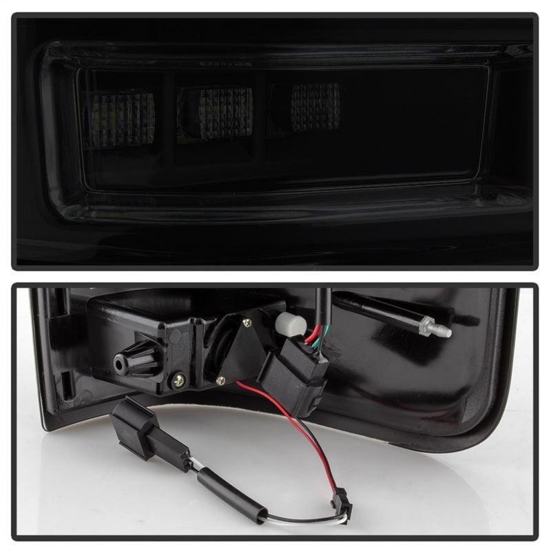 SPYDER 5084187 - SPY5084187 - Spyder Ford F150 04-08 Styleside Tail Light V2 - LED - Black Smoke ALT-YD-FF15004V2-LBLED-BSM - Shipped in Europe - Tuningsupply.com