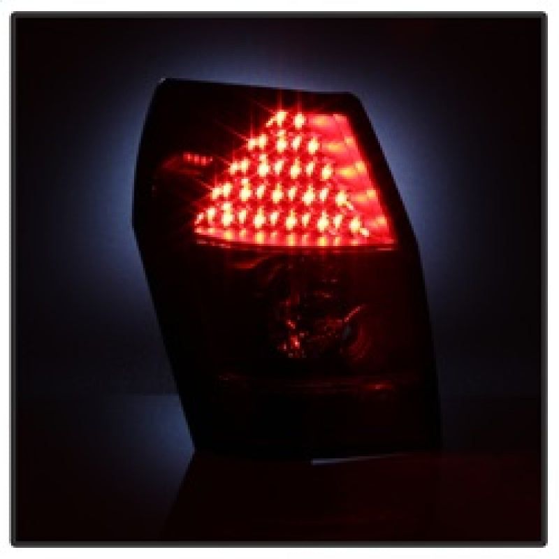 SPYDER 5002365 - SPY5002365 - Spyder Dodge Magnum 05-08 LED Tail Lights Black ALT-YD-DMAG05-LED-BK - Shipped in Europe - Tuningsupply.com