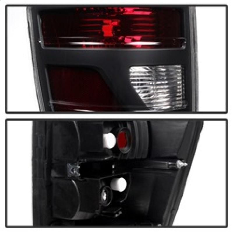 SPYDER 9033193 - SPY9033193 - xTune Honda Ridgeline Pickup 06-08 OEM Style Tail Lights Red Smoked ALT-JH-HRID06-OE-RSM - Shipped in Europe - Tuningsupply.com