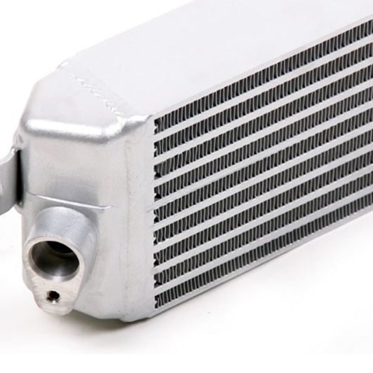 CSF 8025 - CSF8025 - CSF 07-13 BMW M3 (E9X) Race-Spec Oil Cooler - Shipped in Europe - Tuningsupply.com