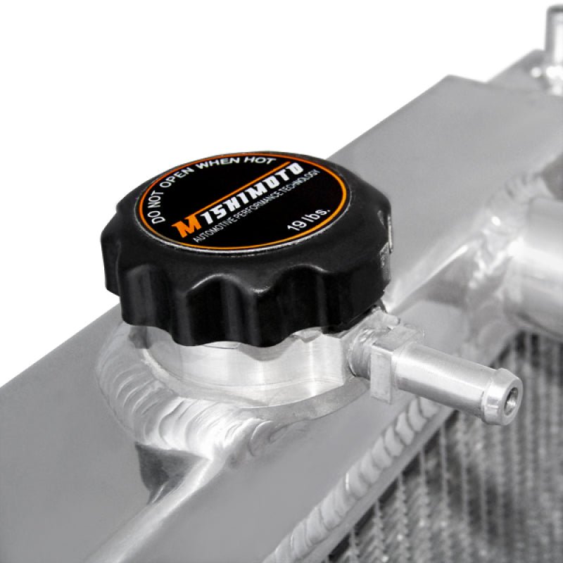 Mishimoto MMRAD-INT-94 - MISMMRAD-INT-94 - Mishimoto 94-01 Acura Integra Manual Aluminum Radiator - Shipped in Europe - Tuningsupply.com