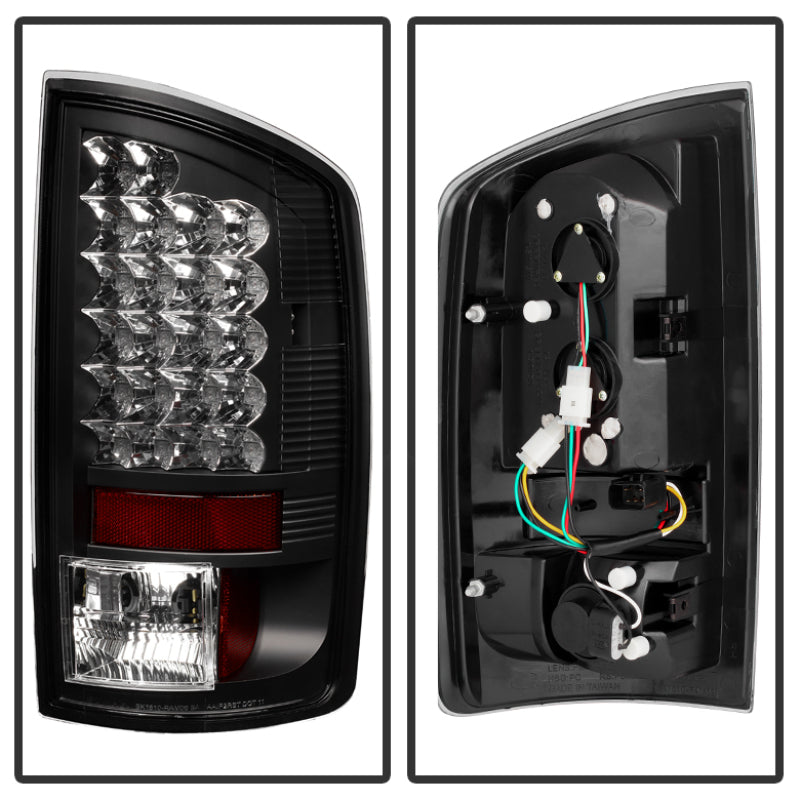 SPYDER 5002556 - SPY5002556 - Spyder Dodge Ram 02-06 1500/Ram 2500/3500 03-06 LED Tail Light Black ALT-YD-DRAM02-LED-BK - Shipped in Europe - Tuningsupply.com