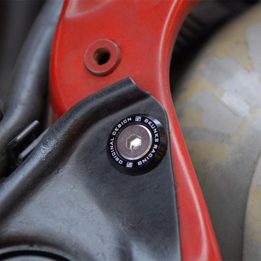 Skunk2 Racing 649-05-0215 - SKK649-05-0215 - Skunk2 Small Fender Black Anodized Washer Kit (6 Pcs.) - Shipped in Europe - Tuningsupply.com