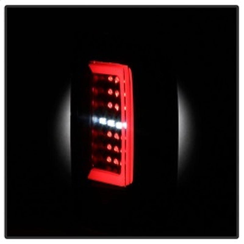 SPYDER 5084576 - SPY5084576 - Spyder Chevy Colorado 2015-2017 Light Bar LED Tail Lights - Black ALT-YD-CCO15-LED-BK - Shipped in Europe - Tuningsupply.com