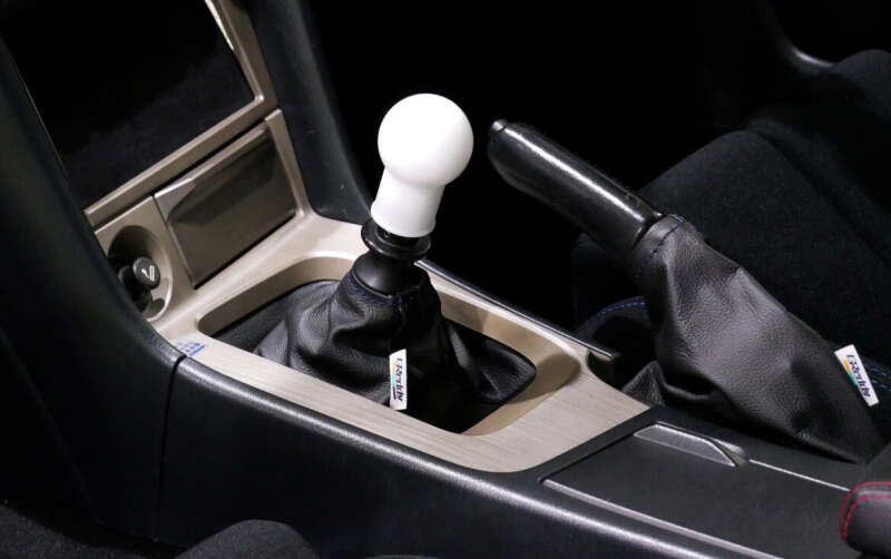 

GReddy 14500592 - GRE14500592 - GReddy Duracon Shift Knob B-Type - White - Shipped in Europe - Tuningsupply.com
