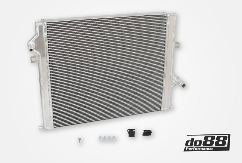 

do88 WC-420 - DOBWC-420 - do88 BMW F-Series B46/B48/B58 Radiator for Front Mount Intercooler - Shipped in Europe - Tuningsupply.com
