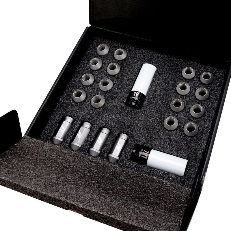 
  

Mishimoto  - MISMMLG-M14-20LBK - Mishimoto Steel Locking Lug Nuts M14x1.5 20pc Set Black - Shipped in Europe - Tuningsupply.com

