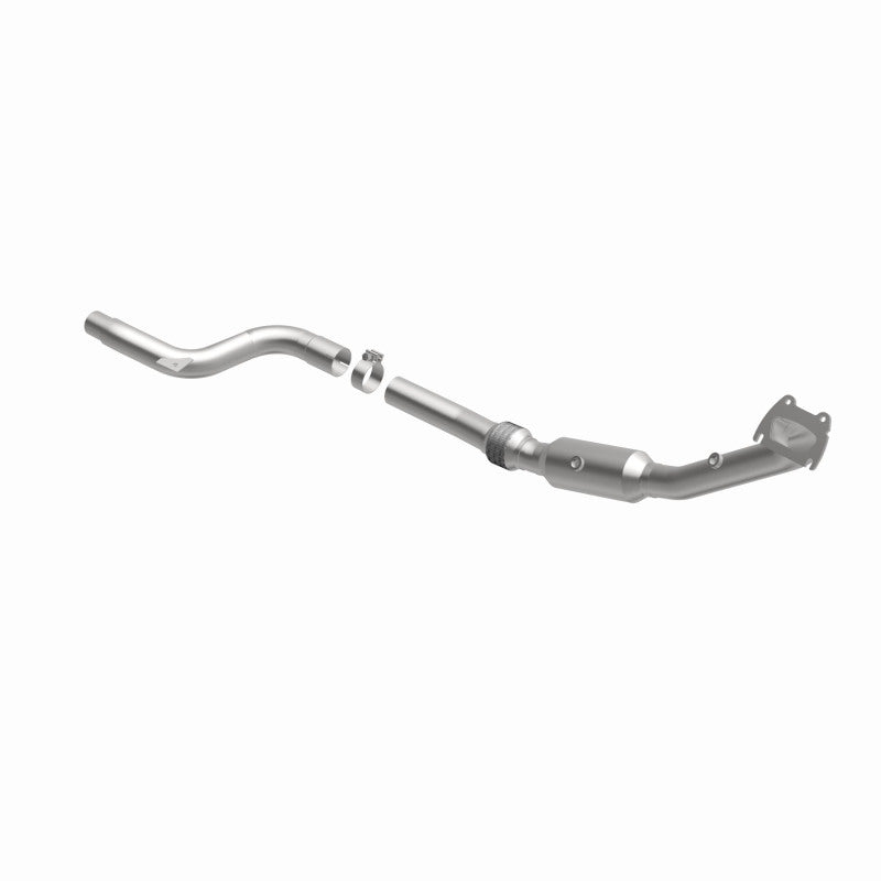 

Magnaflow 22-139 - MAG22-139 - MagnaFlow Left Side Direct Fit Catalytic Converter 15-17 Chrysler 300 3.6L (4-Bolt Flange) - Shipped in Europe - Tuningsupply.com
