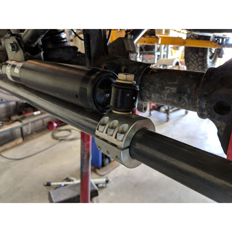 

Synergy Mfg 8807-04 - SYN8807-04 - Synergy 2018+ Jeep Wrangler JL/JLU Steering Stabilizer Relocation Kit (Stock Tie Rod) - Shipped in Europe - Tuningsupply.com
