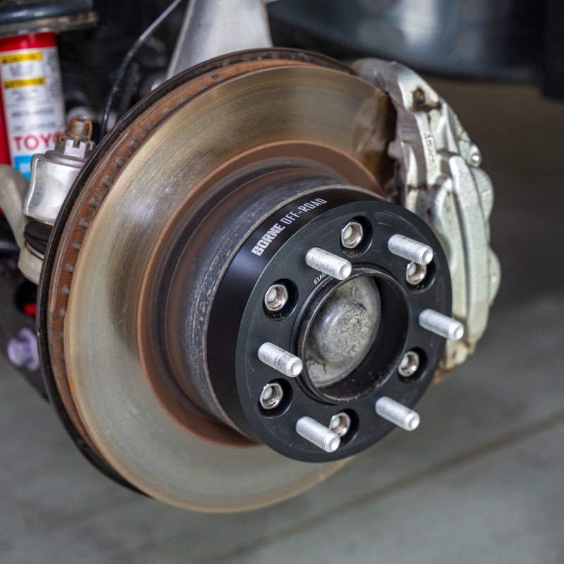 

Mishimoto BNWS-013-250BK - MISBNWS-013-250BK - Mishimoto Wheel Spacers - 6x139.7 - 95.1 - 25 - M14 - Black - Shipped in Europe - Tuningsupply.com
