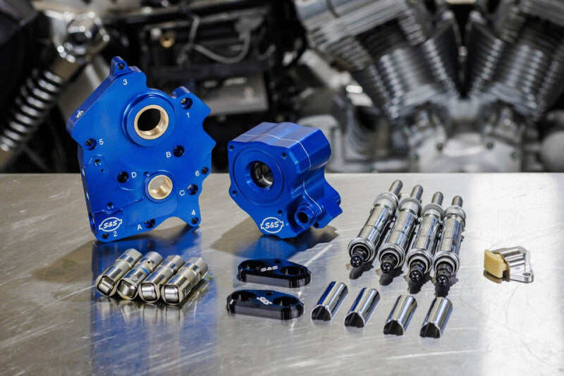 
    

S&S Cycle  - SSC310-1263A - S&S Cycle 2017+ M8 Oil Cooled Cam Chest Kit w/o Cam - Chrm Pushrod Tubes & Chain Tensioner Incl. VVT - Shipped in Europe - Tuningsupply.com

  