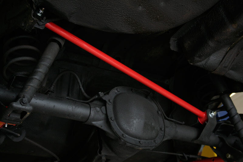 

UMI Performance 5021-B - UMI5021-B - UMI Performance 75-80 GM H-Body Single Adjustable Panhard Bar- Rod End - Shipped in Europe - Tuningsupply.com

