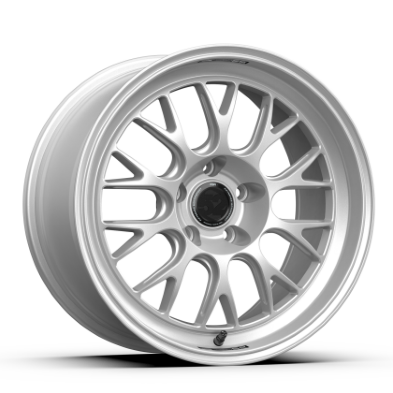 
    

fifteen52 RSHRS-89054+38 - FFTRSHRS-89054+38 - fifteen52 Holeshot RSR 18x9 5x114.3 38mm ET 73.1mm Center Bore Radiant Silver Wheel - Shipped in Europe - Tuningsupply.com

  