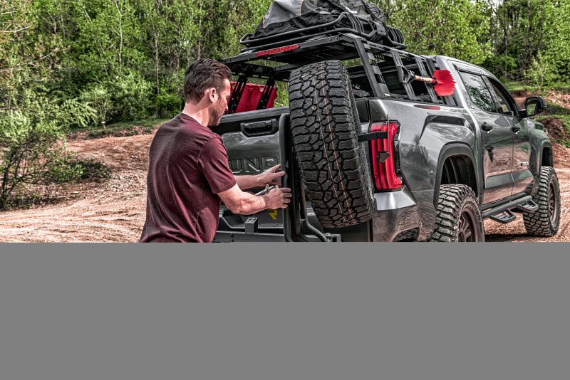 

Go Rhino HC200T - GORHC200T - Go Rhino Swing-A-Way Hitch Mounted Tire Carrier (Lic. Plate Lights Not Included) - Textured Black - Shipped in Europe - Tuningsupply.com
