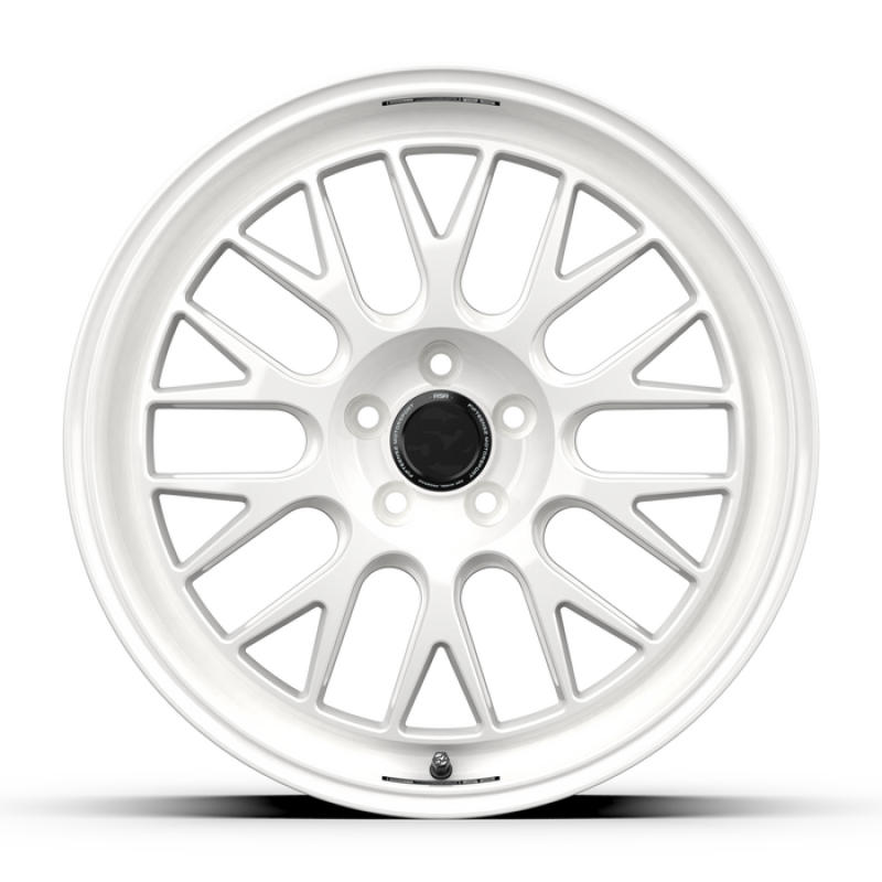 

fifteen52 RSHRW-99554+38-2 - FFTRSHRW-99554+38-2 - fifteen52 Holeshot RSR 19x9.5 5x114.3 38mm ET 73.1mm Center Bore Rally White - Shipped in Europe - Tuningsupply.com
