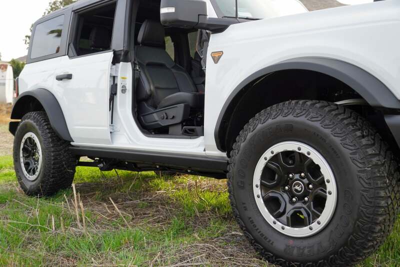 

DV8 Offroad STBR-01 - DVESTBR-01 - DV8 Offroad 2021+ Ford Bronco Foot Peg Pair - Black - Shipped in Europe - Tuningsupply.com
